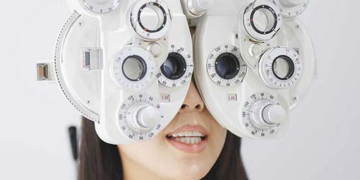 Optometrists Perform Comprehensive Eye Exams